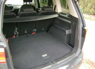 Volkswagen Touran 2.0 TDi (4+1 автоматик)